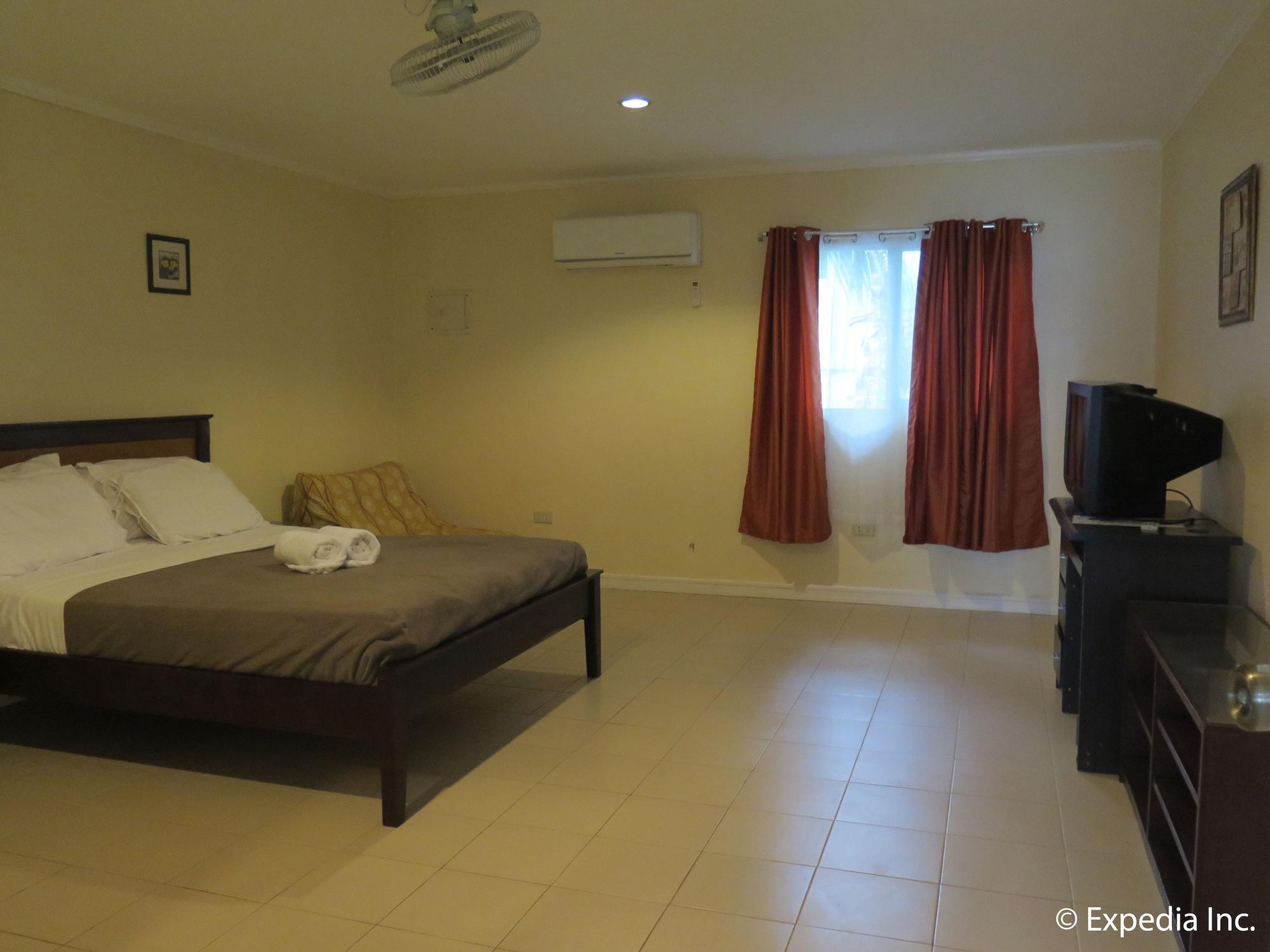 Villa Del Pueblo Inn Panglao City Exterior foto