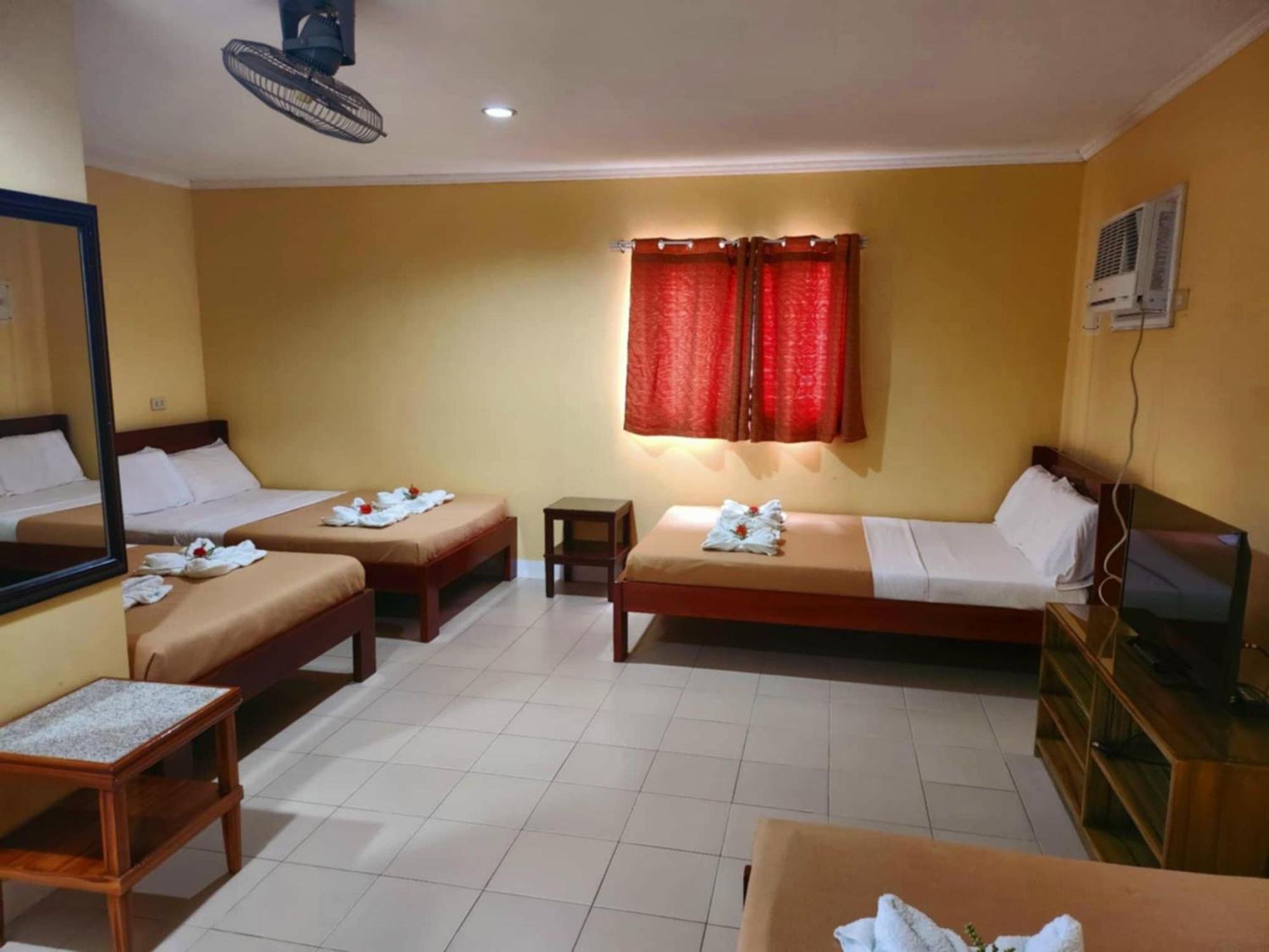 Villa Del Pueblo Inn Panglao City Exterior foto