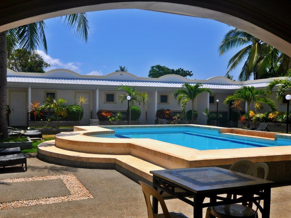 Villa Del Pueblo Inn Panglao City Exterior foto