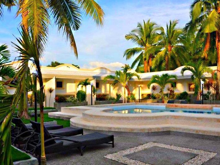 Villa Del Pueblo Inn Panglao City Exterior foto