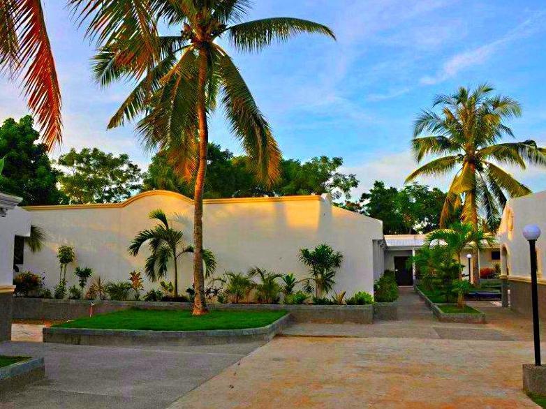 Villa Del Pueblo Inn Panglao City Exterior foto